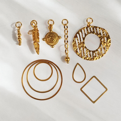 Mix &amp; Match 100teiliges Charms SET Gold